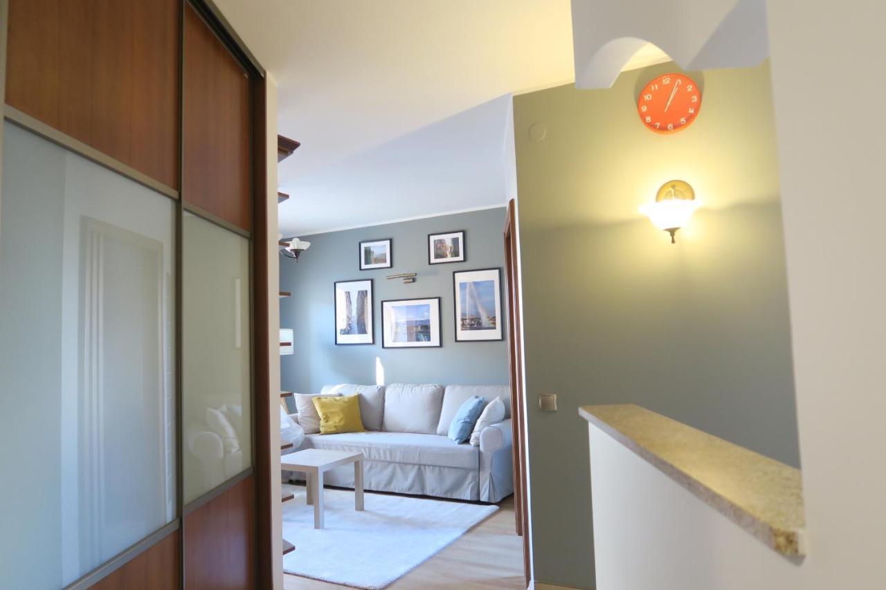 Apartament Geneva วอร์ซอ ภายนอก รูปภาพ